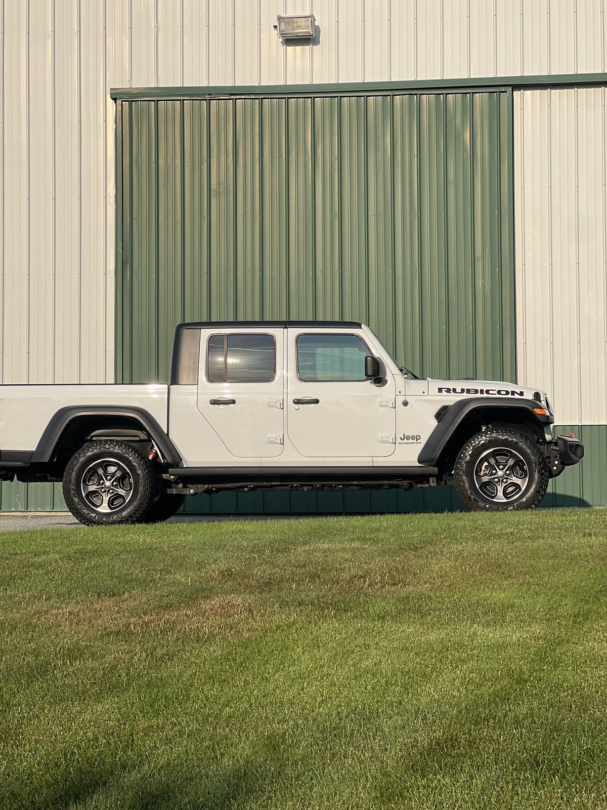 2022 Jeep Gladiator photo 6