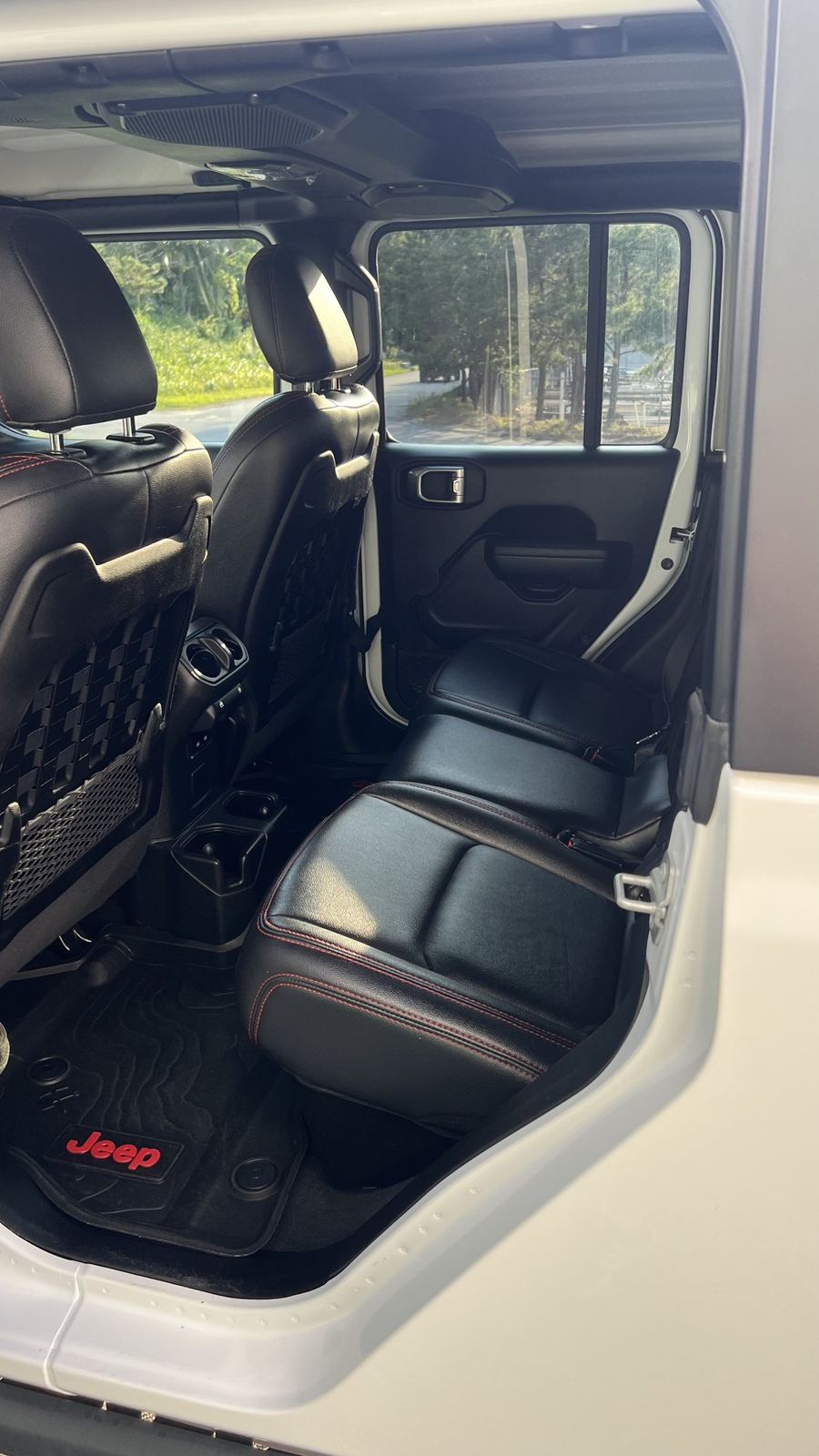 2022 Jeep Gladiator photo 15