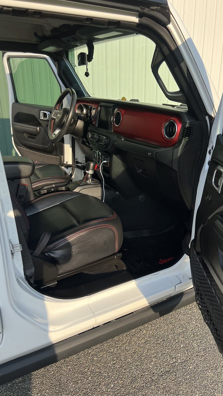 2022 Jeep Gladiator photo 20