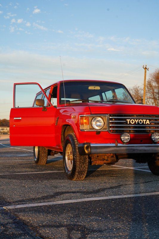 1987 Toyota Land Cruiser FJ60 photo 5