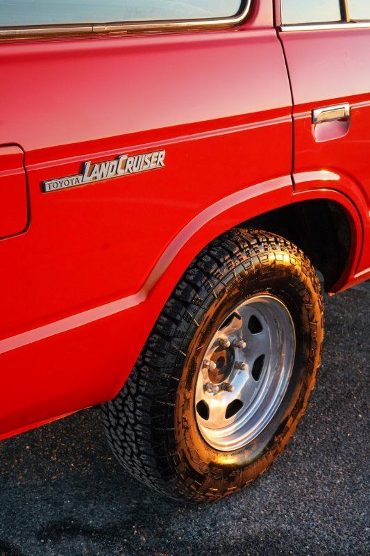 1987 Toyota Land Cruiser FJ60 photo 36