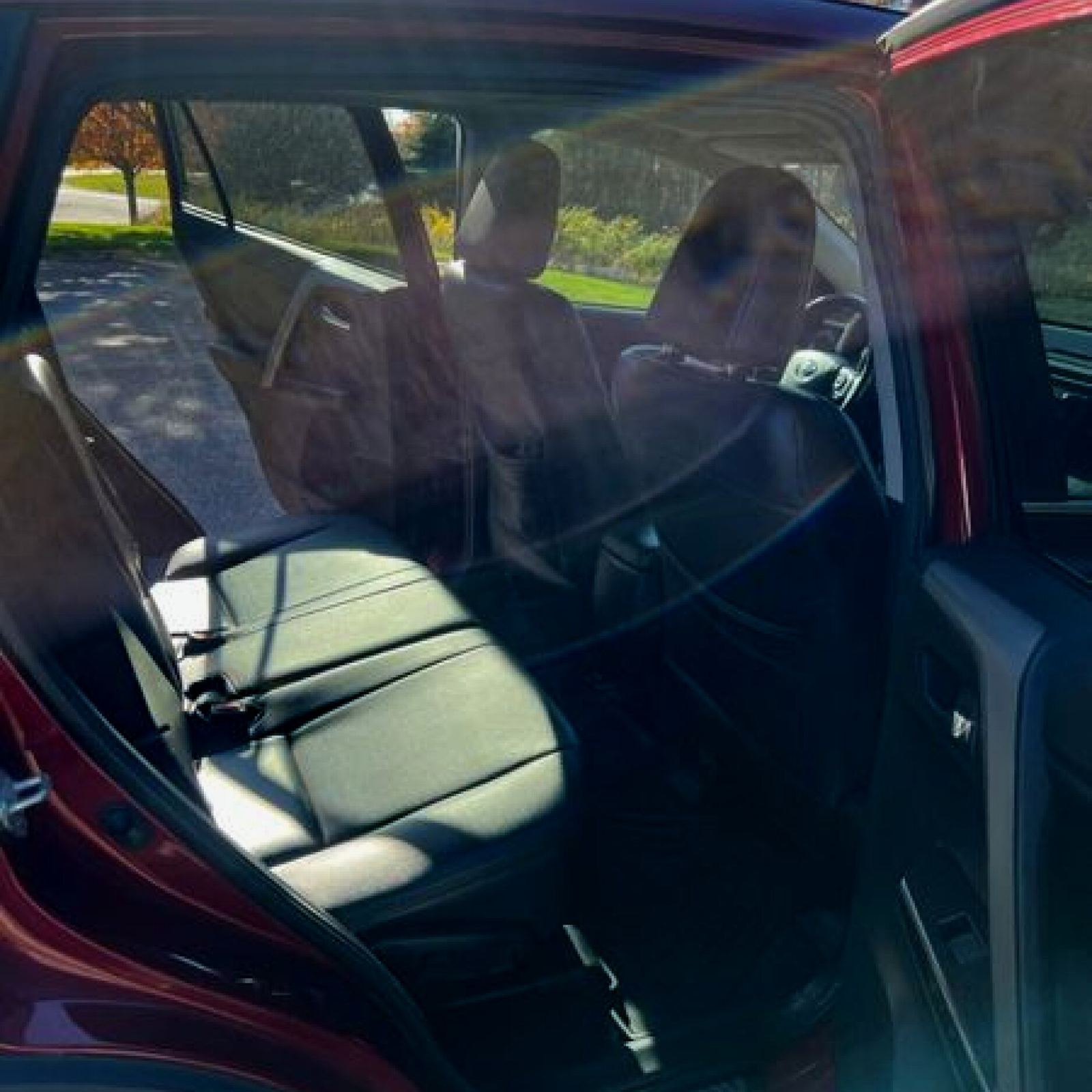 2018 Toyota RAV4 photo 18